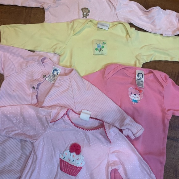 Bundle babygirl sleep gowns - Picture 2 of 2